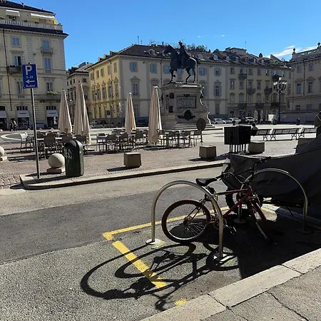 Centrale Torino شقة
